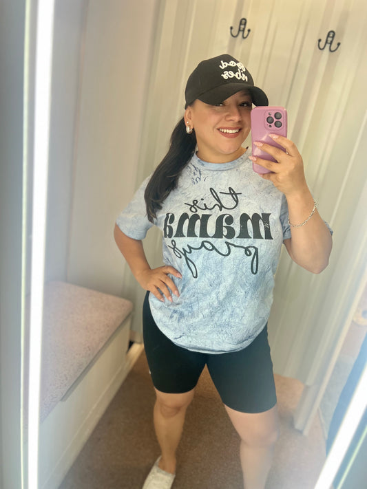This mama prays T-shirt