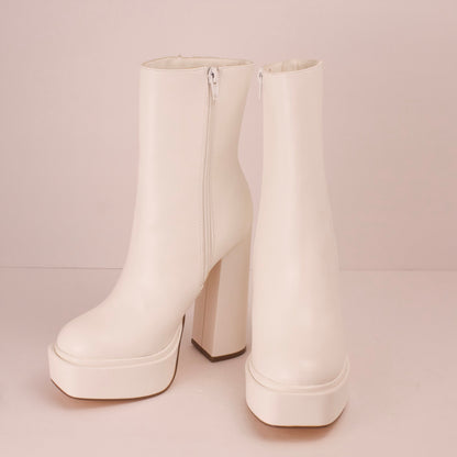 SARIYA-1 WHITE PLATFORM BOOTS